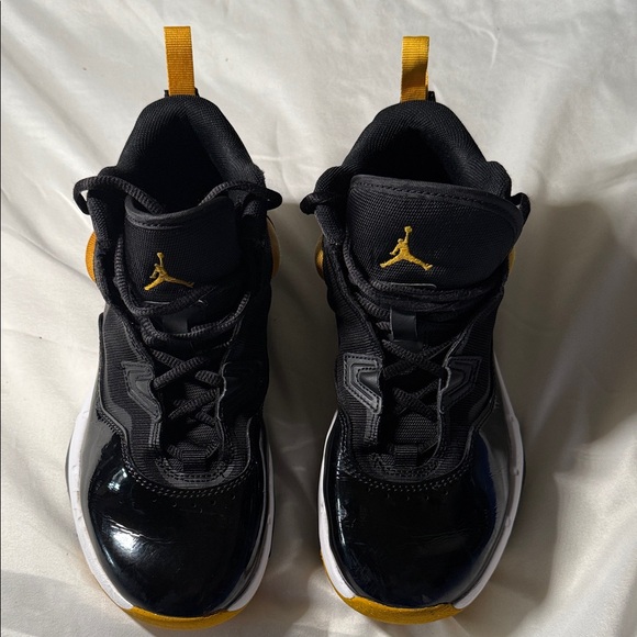 Jordan Other - Nike Air Jordan Kids High Top Black, White and Gold Accents Big Boy 4Y